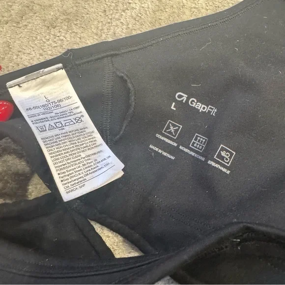 🚨 Bundle of 2 Gap Fit Sports Bras - Picture 4 of 5